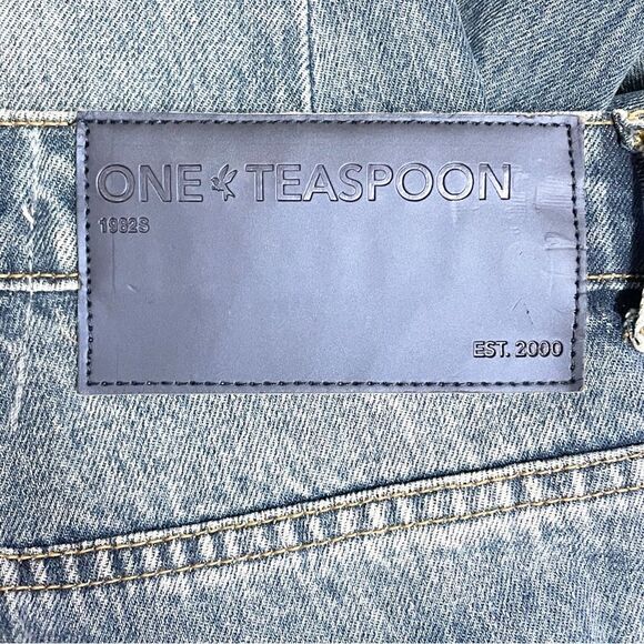 NWT One Teaspoon 1982s High Waist Barrel Jeans in Blue Love Medium Wash Size 26 - Picture 10 of 15